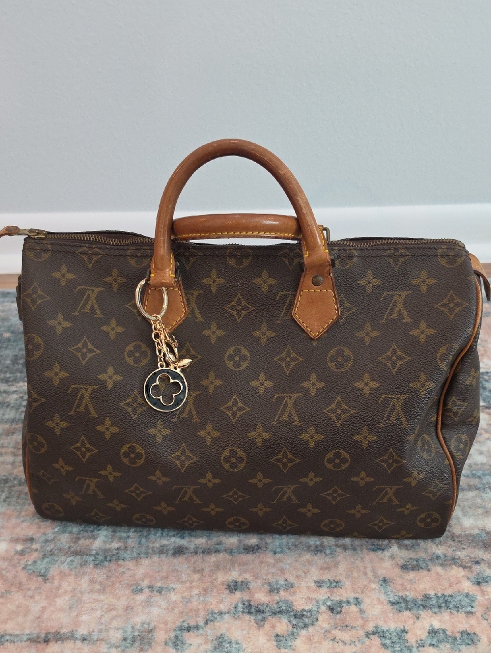 Impeccable Vintage Louis Vuitton Speedy 35 Monogram Satchel